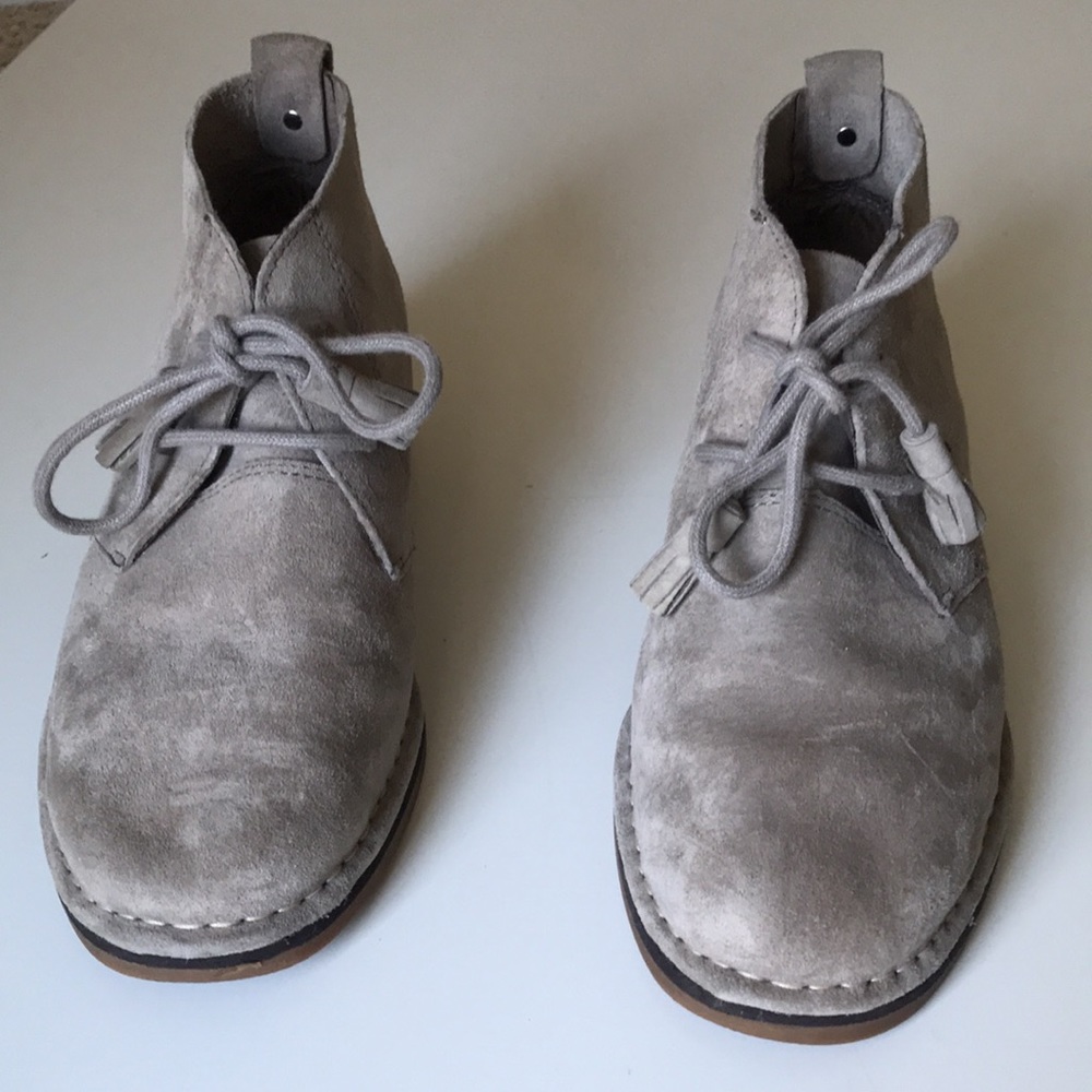 Hush Puppies desert boots